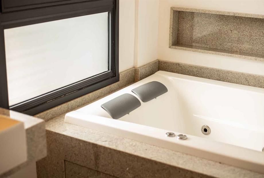 download (3)_11zon.jpeg