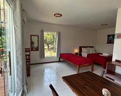 Suíte com Vista para a Piscina