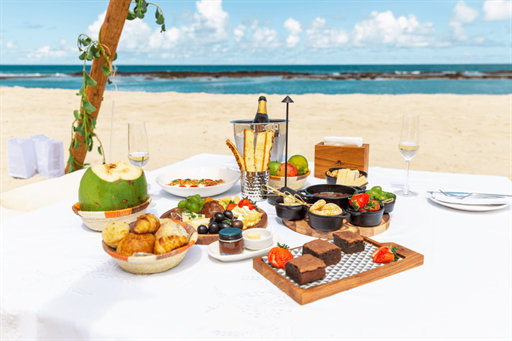 _mg_2107.png - omnibees.png