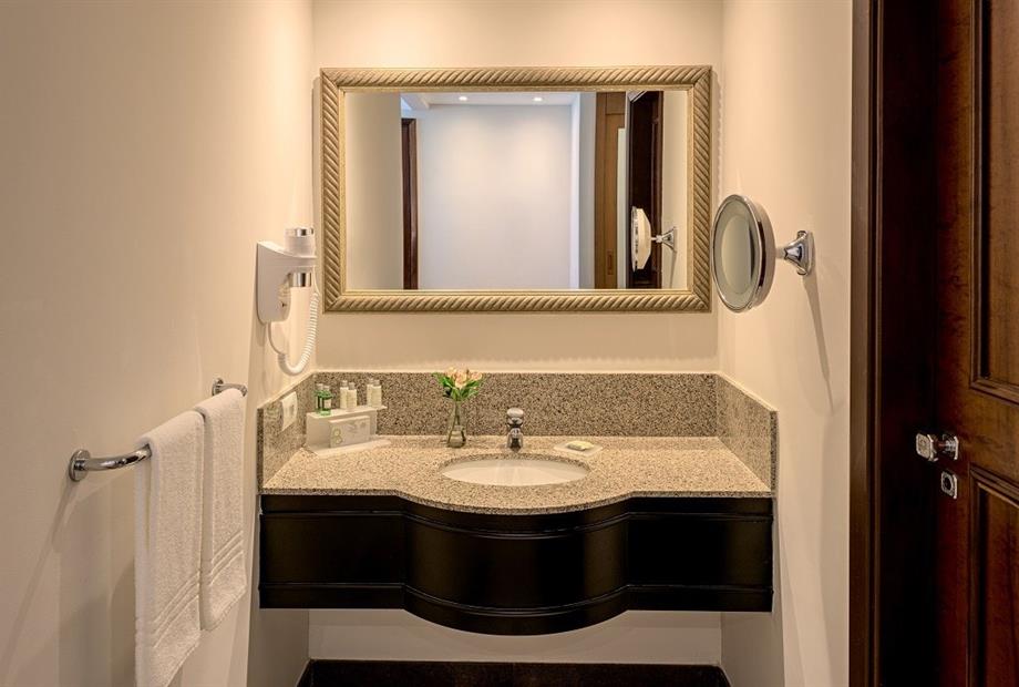 superior (10) jpg.jpg