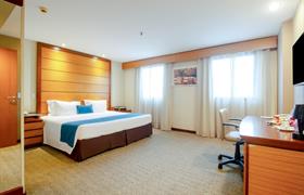Bed Suite of Wyndham São Paulo Ibirapuera Convention Plaza Hotel