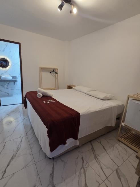 suite 09 - 004.jpg
