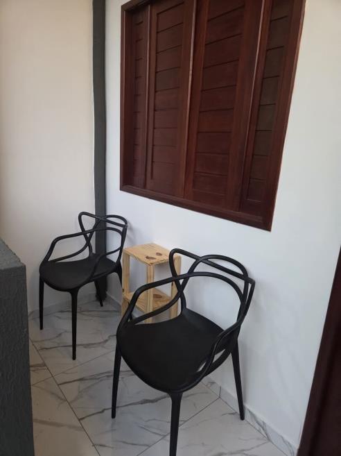 suite 08 - 03.jpg