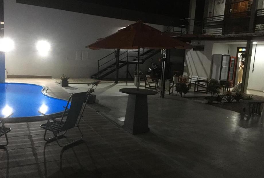 Quarto Deluxe com Cama Queen-size-4.jpg