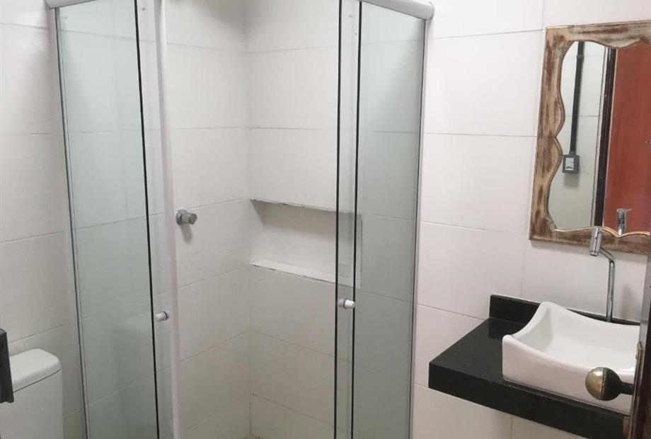 Quarto Deluxe com Cama Queen-size-6.jpg