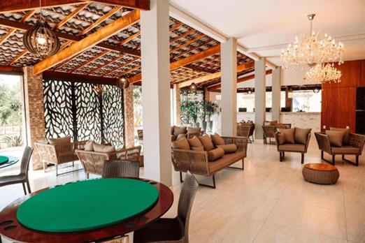 535660272 (1) (1).jpg