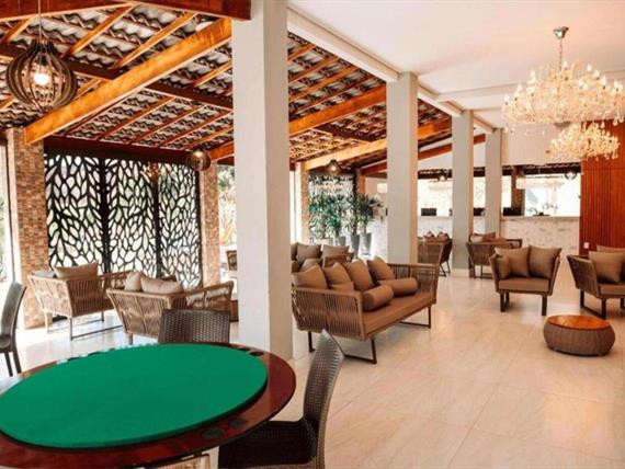 535660272 (1) (1).jpg