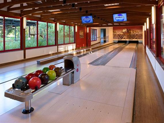 2026_daniel_pinheiro_pista de boliche.jpg