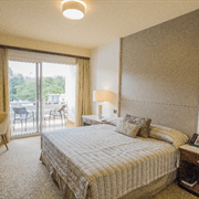 Superior Vista Piscina - Uma Cama de Casal