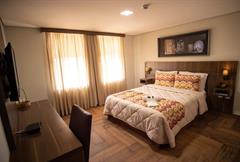 Executivo cama casal