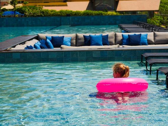 img_7997 grande.jpeg