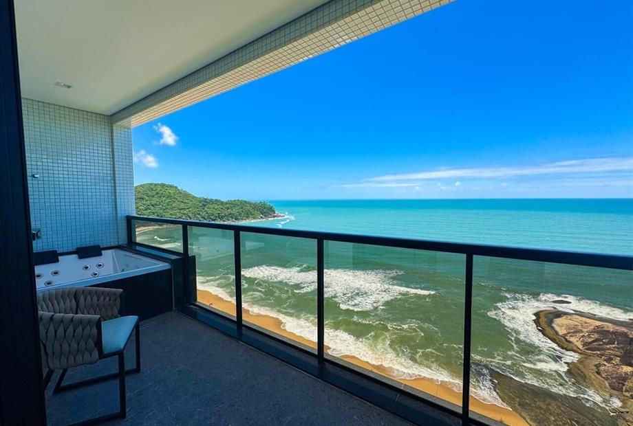 img_7876 grande.jpeg