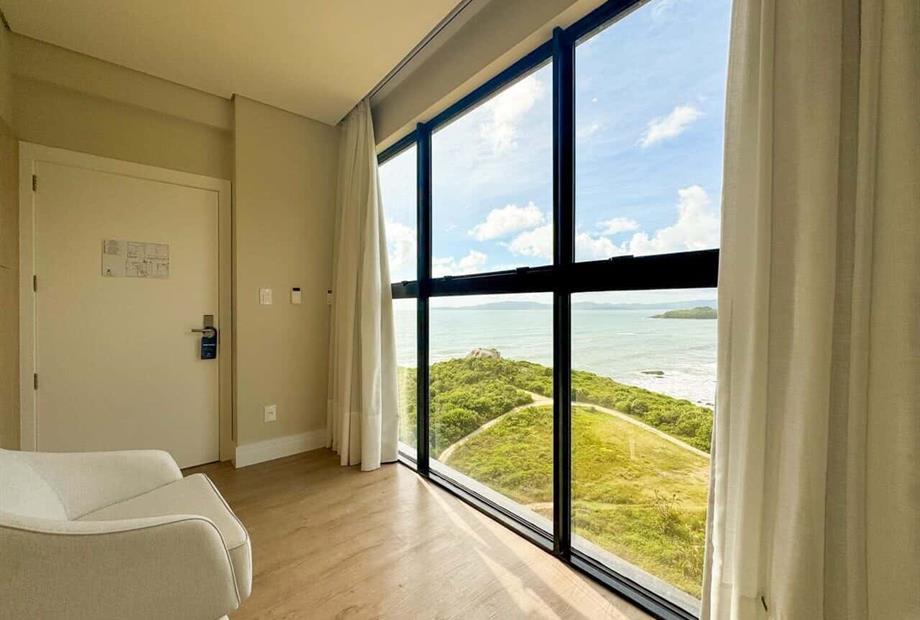 img_9688 grande.jpeg