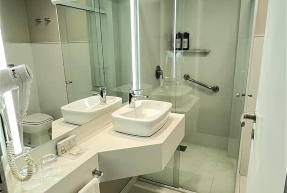 banheiro apto select.jpg