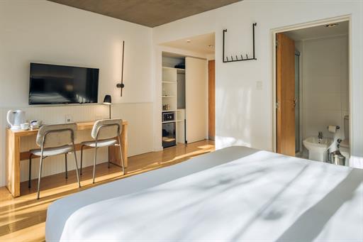 deluxe con balcón-2.jpg