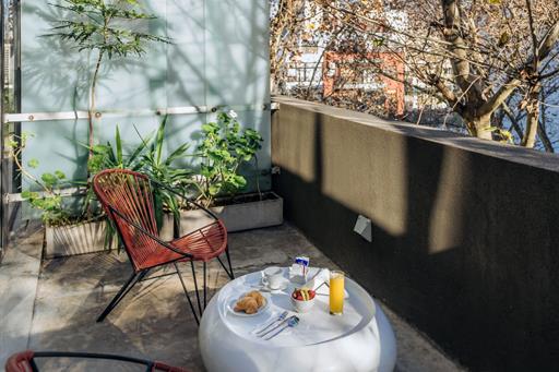 deluxe con balcón-4.jpg