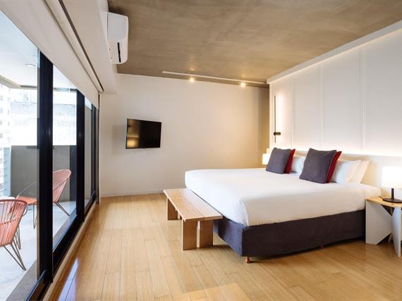 deluxe one bedroom-1.jpg