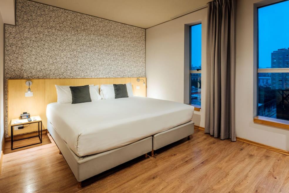 junior room 1.jpg
