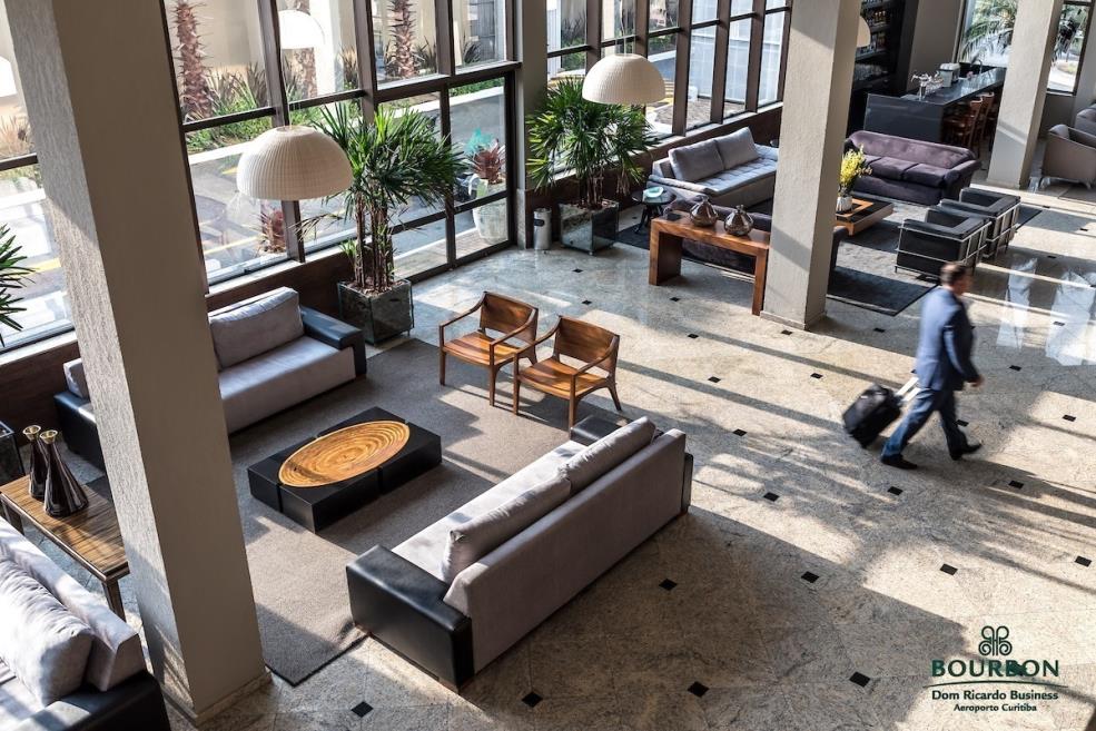 Lobby 1.jpg