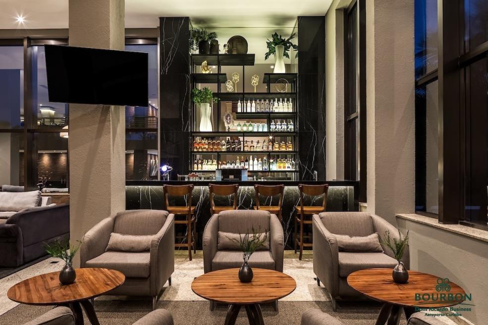 Bar 1.jpg