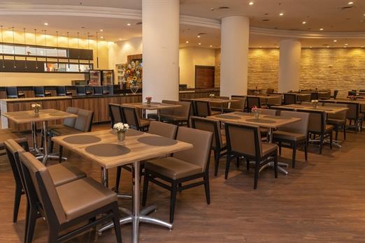 bjoic - restaurante le jardin.jpg