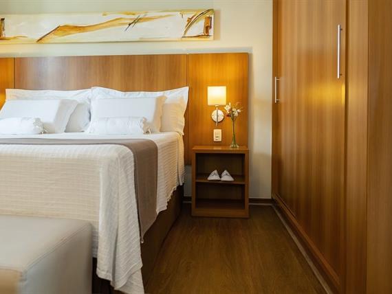 bjoic - quarto categoria suíte premier.jpg