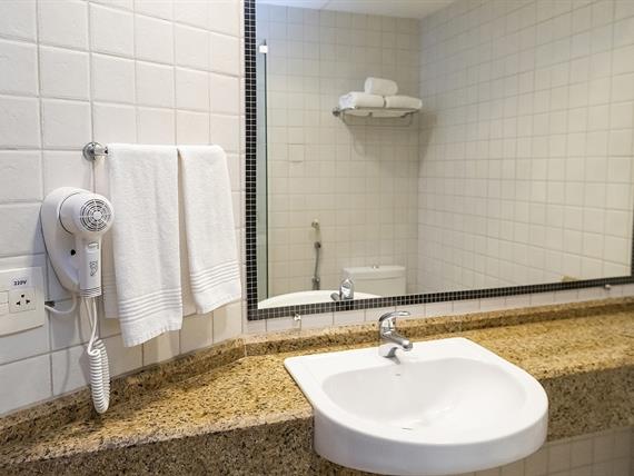 bjoic - banheiro categoria superior(1).jpg