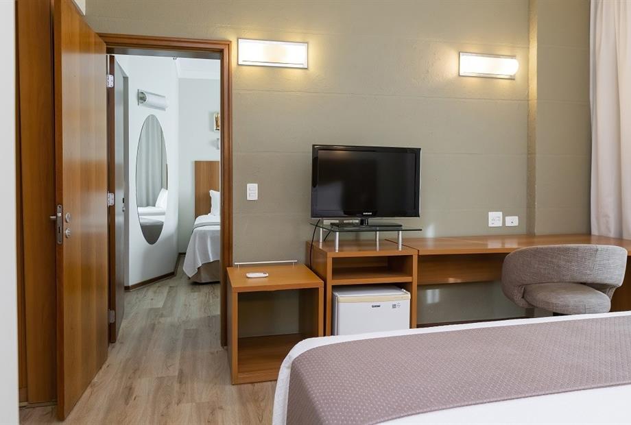 bjoic - quarto categoria familiar.jpg