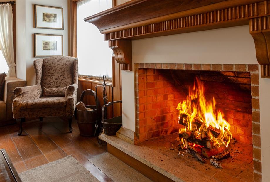 24-  sala de estar lareira.jpg