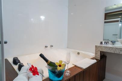 whatsapp image 2025-04-04 at 11.47.18.jpeg