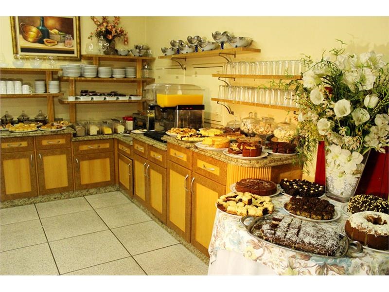 hotel-apolo-cafe-da-manha-i1.jpg