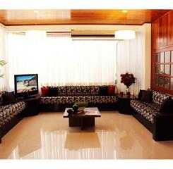 hotel-apolo-hall-3.jpg