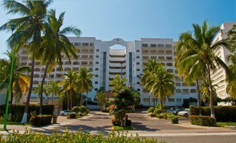 tesoro ixtapa2.jpg