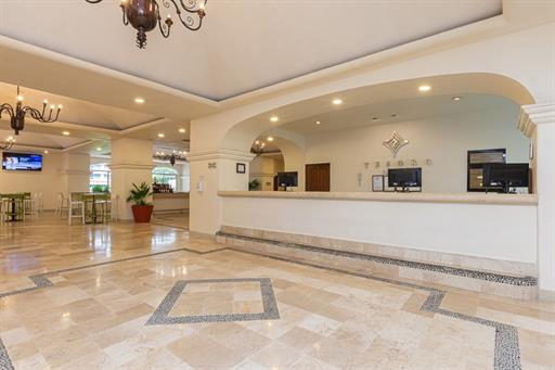 tesoro ixtapa_recepcion.jpg