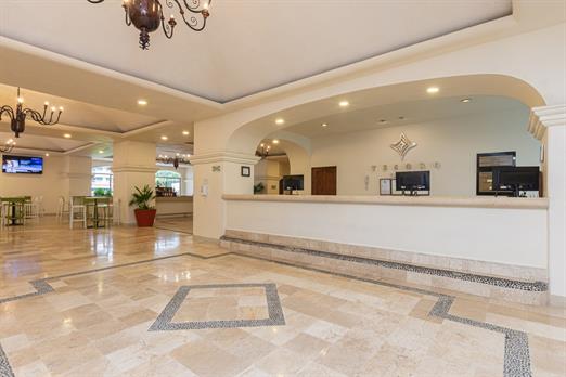 tesoro ixtapa_recepcion.jpg