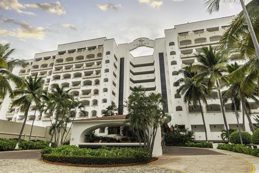 tesoro ixtapa_fachada (2).jpg