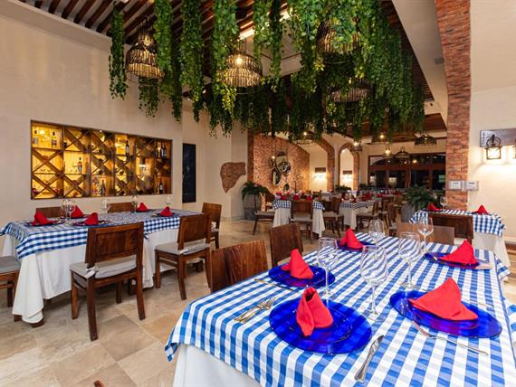 tesoro ixtapa_elmeson (4).jpg