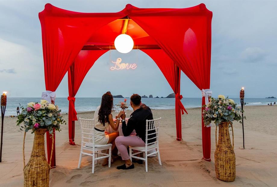 tesoro ixtapa_cenarom.jpg