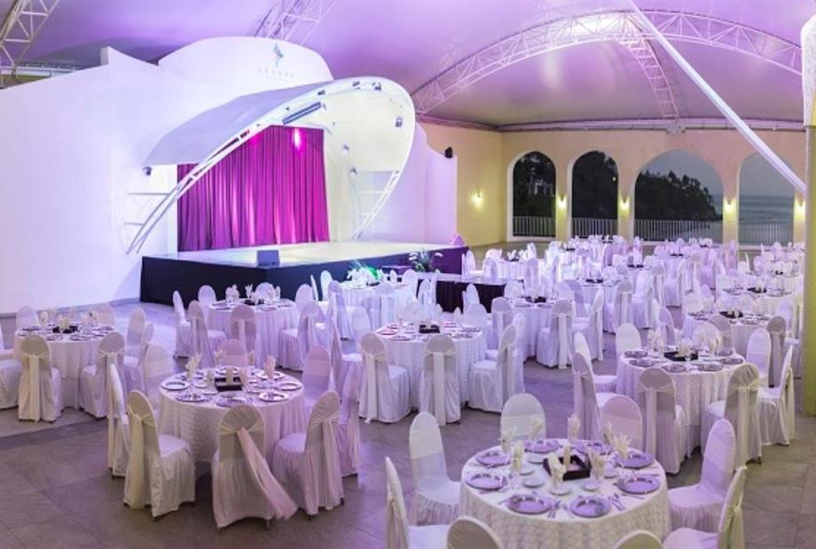 mzlo_plaza esmeralda 1.jpg