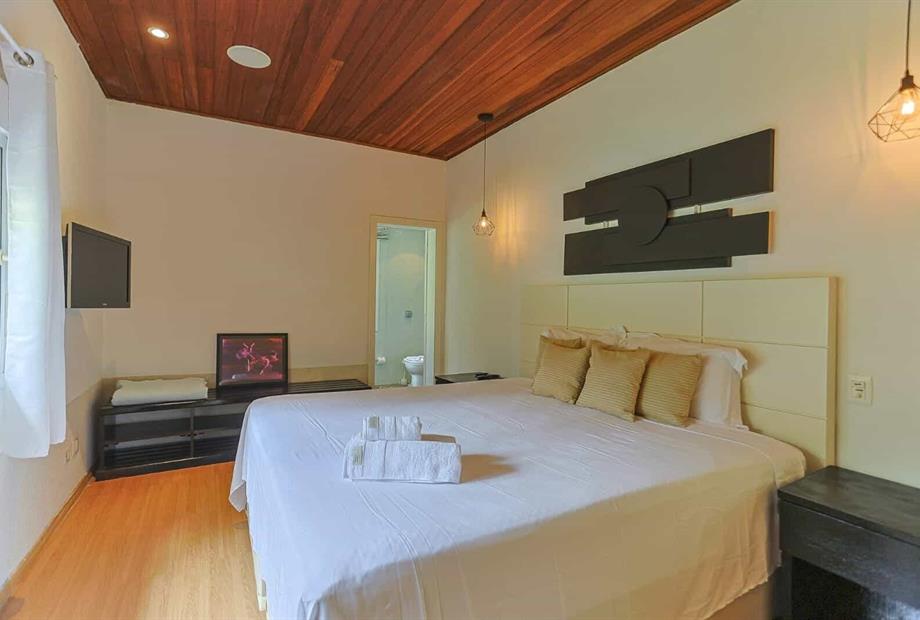 whatsapp image 2026-04-17 at 15.55.55 (1).jpeg