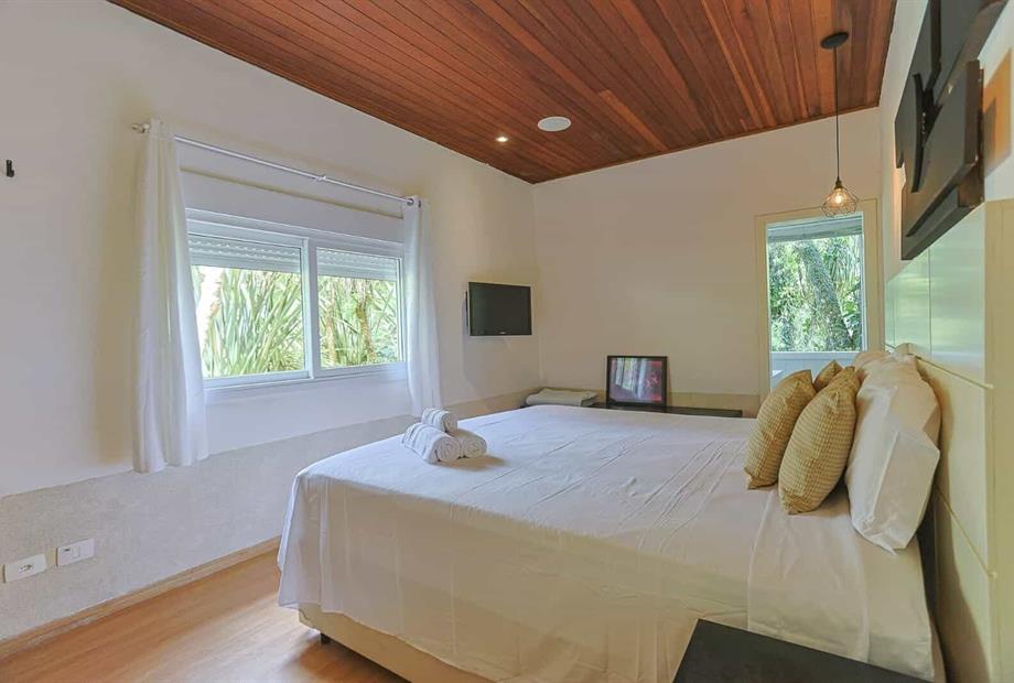 whatsapp image 2026-04-17 at 15.55.57.jpeg