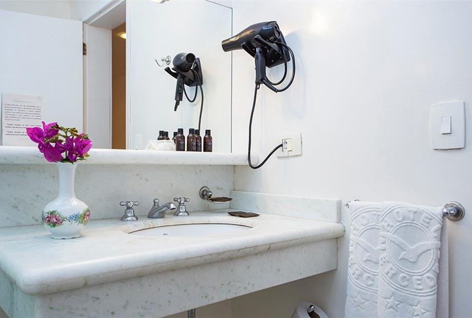 whatsapp image 2024-03-13 at 13.50.16 (2).jpeg