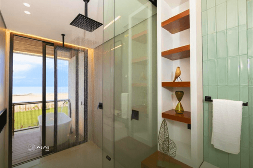 omnibees (640 x 480 px) (35).png