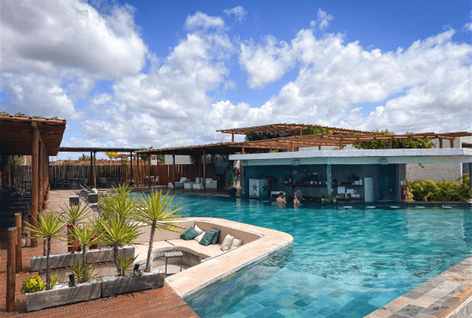 omnibees (640 x 480 px) (1).png