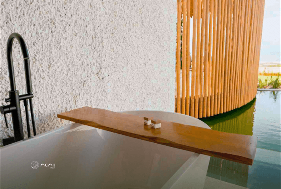 omnibees (640 x 480 px) (10).png