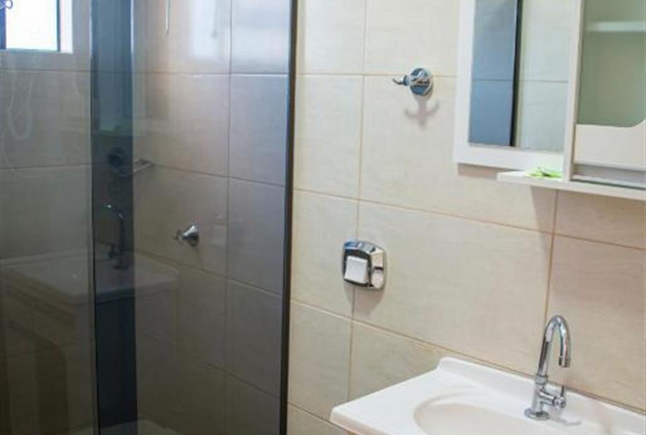 foto banheiro - smart cataratas.jpg