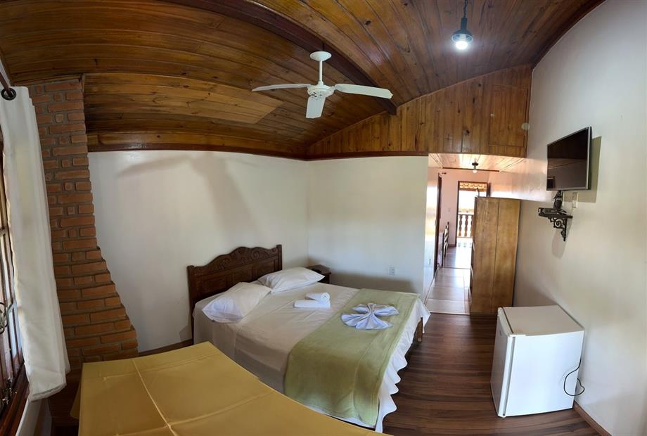 7 quarto_easy-resize.com-3.jpg