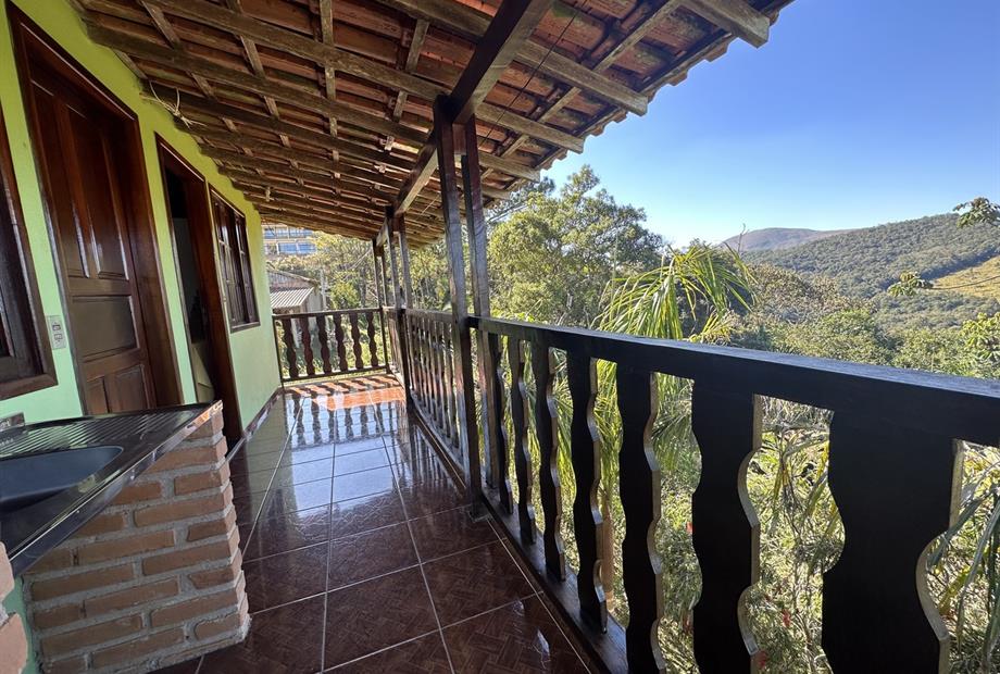 14 varanda traseira_easy-resize.com.jpg