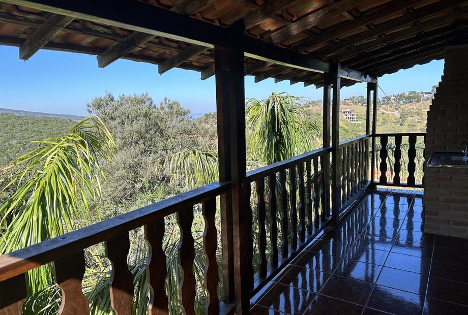 12 varanda traseira - cópia_easy-resize.com-2.jpg