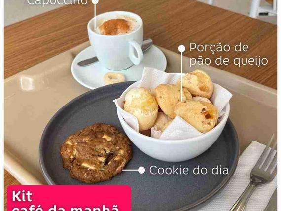 kit com pao de queijo.jpg